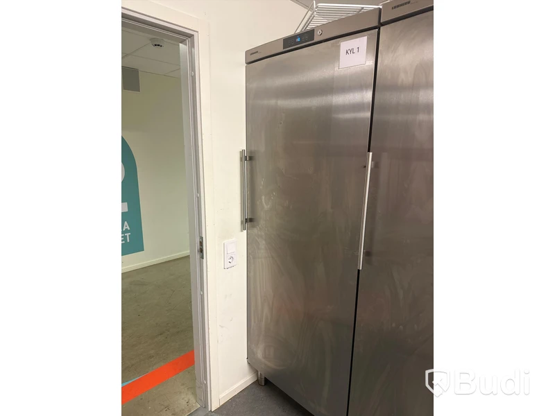 Liebherr Kyl fullhöjd