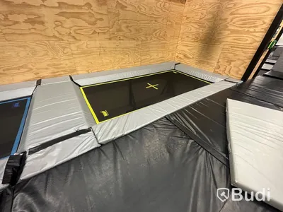 High Performance Arena, 5 st studsmattor