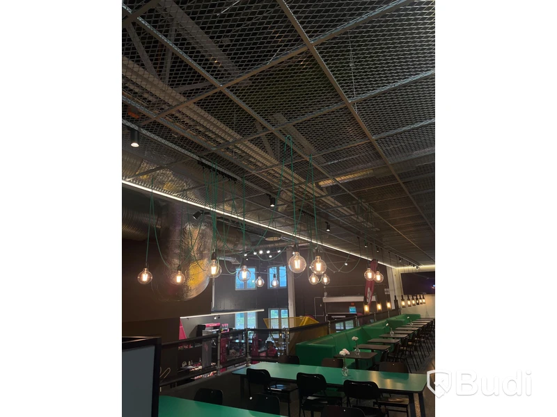 9 st spotlights Led och 12 lampor