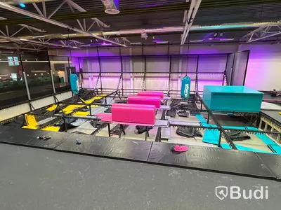 Free Jumps – område med 6 banor