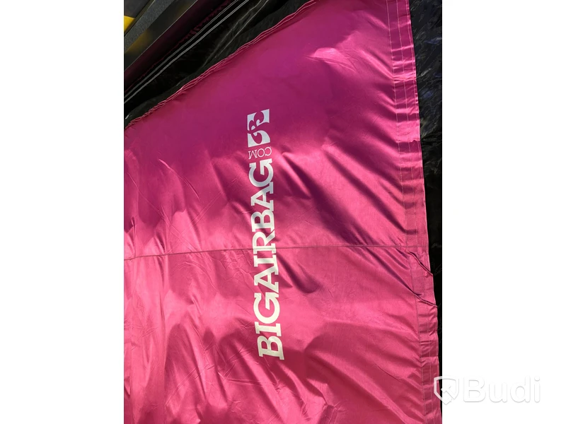 Big Airbag och trampolin och hög hopptorn