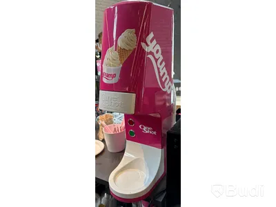 Glassmaskin OneShot och frys Gram, halvhöjd, nypris tillsammans ca 39 000 kr ex moms