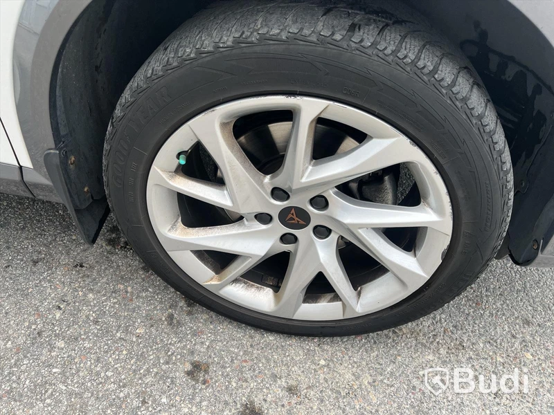 Personbil Seat Cupra Formentor 1.5 TSI DSG Sequential | 150hk | 2022 - EXPORT momsfri försäljning inom EU. Regnr: ZAW70Y, Chassi no: VSSZZZKMZNR088607 - Köpare: SAS AUTOPASCHER, VAT FR74948697883 , Land: Frankrike, Intrastat HS code: 87039000, Vikt: 1476 kg