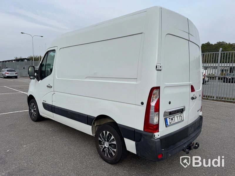 Skåpbil Renault Master 2,3 dci manuell -2015 | Reparationsobjekt