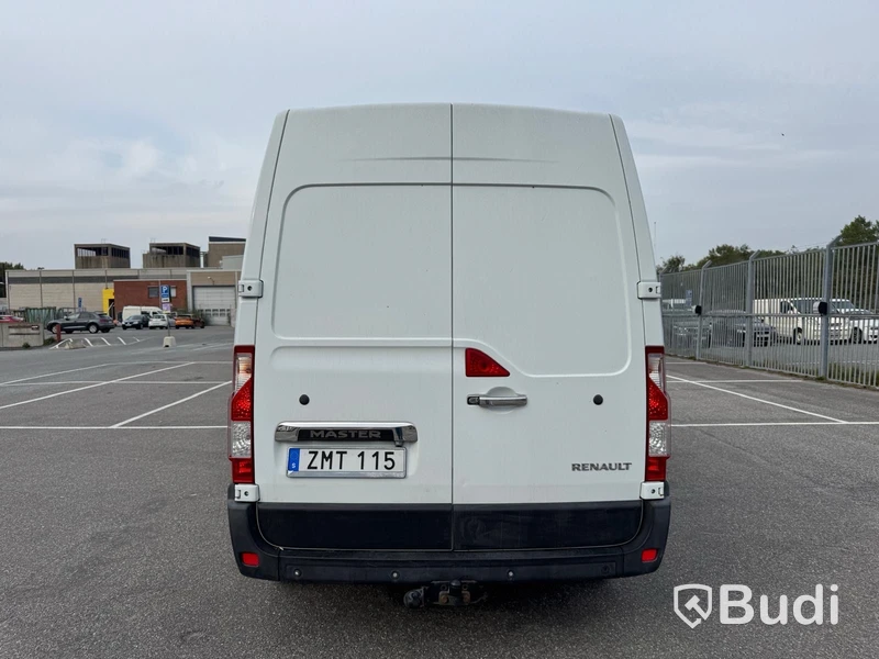 Skåpbil Renault Master 2,3 dci manuell -2015 | Reparationsobjekt