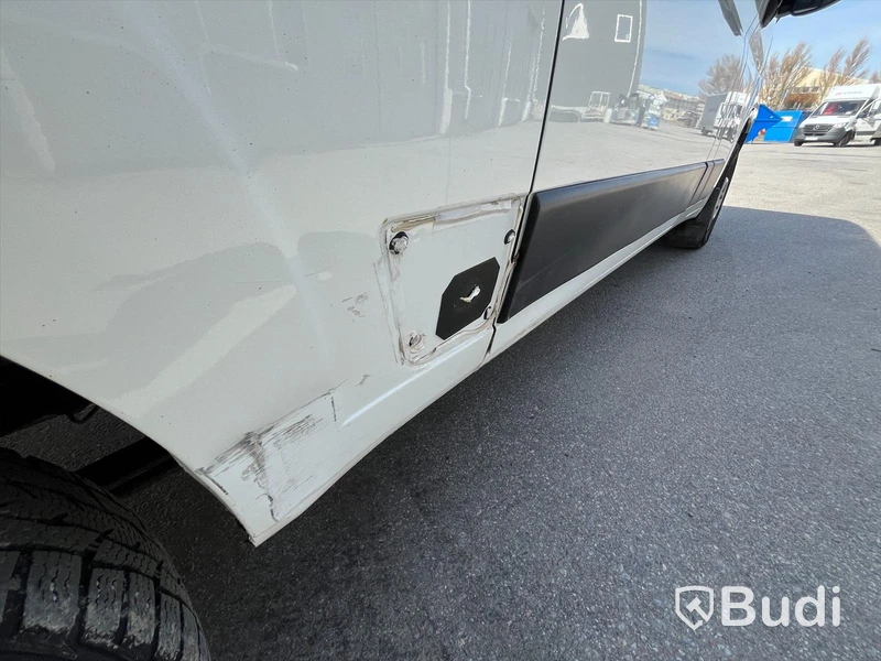 Lätt lastbil Peugeot Boxer Van 335 2.2 BlueHDi | Manuell | 140hk | 2021