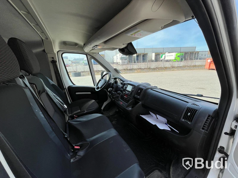 Lätt lastbil Peugeot Boxer Van 335 2.2 BlueHDi | Manuell | 140hk | 2021