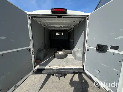 Lätt lastbil Peugeot Boxer Van 335 2.2 BlueHDi | Manuell | 140hk | 2021