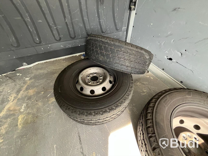 Lätt lastbil Peugeot Boxer Van 335 2.2 BlueHDi | Manuell | 140hk | 2021
