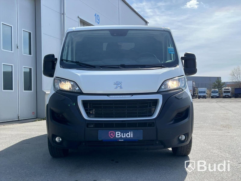 Lätt lastbil Peugeot Boxer Van 335 2.2 BlueHDi | Manuell | 140hk | 2021