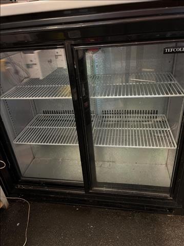 Kyl med skjutdörrar 