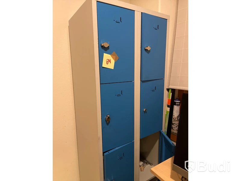 Plåtskåp 8 sektioner
