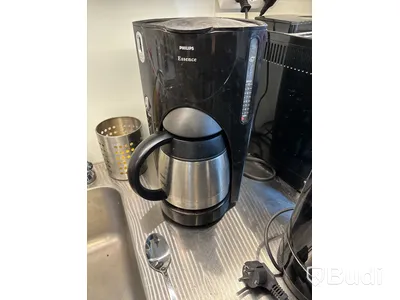 Kaffemaskinen DeLonghi, Magnifica S inkl. Braun vattenkokare och Philips kaffebryggare