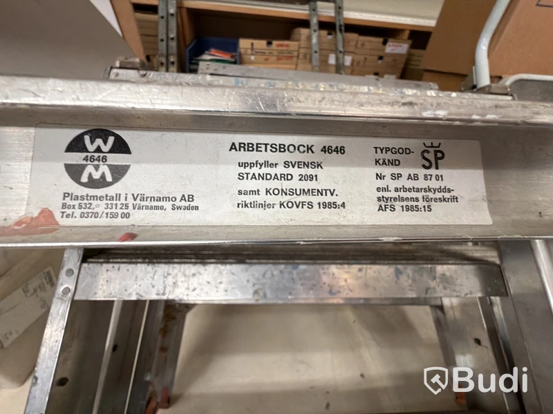 3 st arbetsbockar 4646 och 2 st lågstege