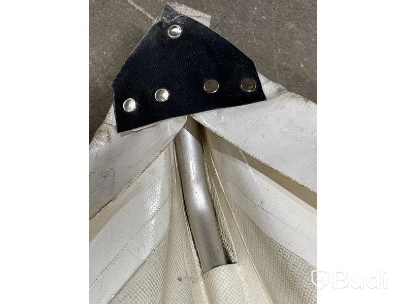 1 st Fönsterparaply med ställning