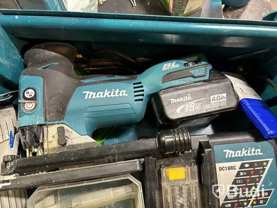 Sticksåg Makita DJV181 inkl. batteriladdare