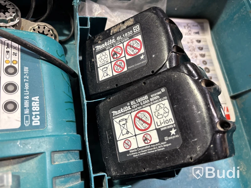Multiverktyg Makita BTM50inkl. batteriladdare och 2 st. batterier