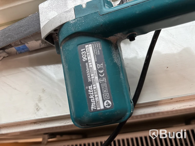 2 st. Bandslipmaskin Makita, 9031