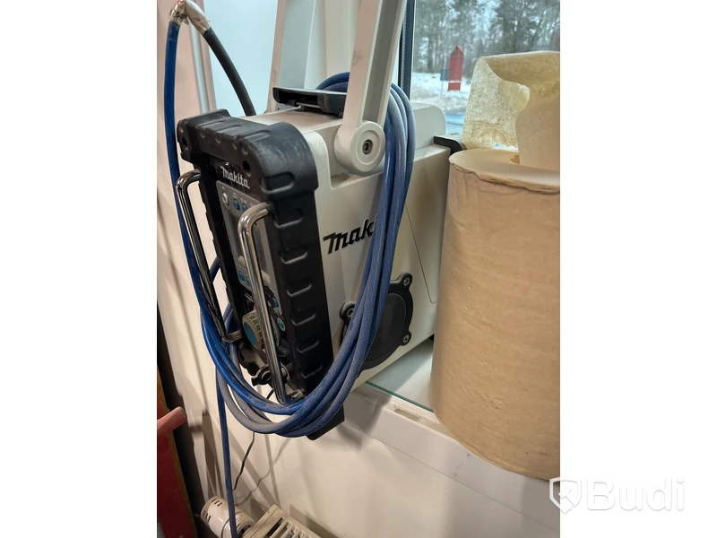 Arbetsradio Makita, BMR100