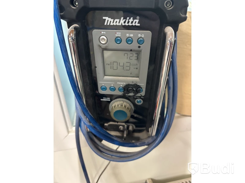 Arbetsradio Makita, BMR100
