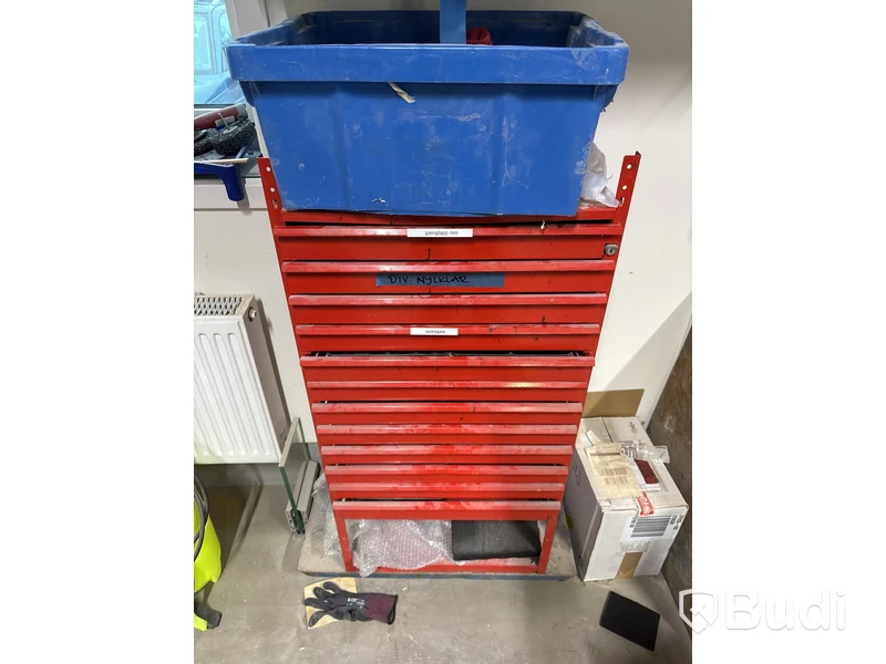 Parti med diverse tillbehör