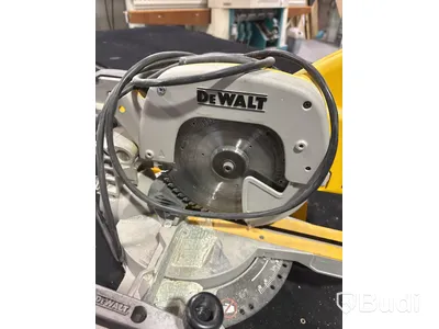 Kap- och gersåg DeWalt, DW707