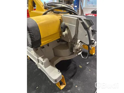 Kap- och gersåg DeWalt, DW707