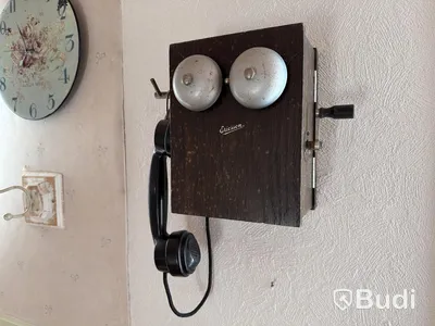 Gammal Ericssontelefon