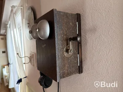 Gammal Ericssontelefon