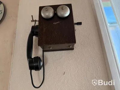 Gammal Ericssontelefon