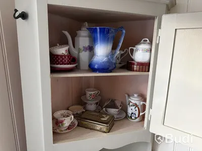 Hörnskåp