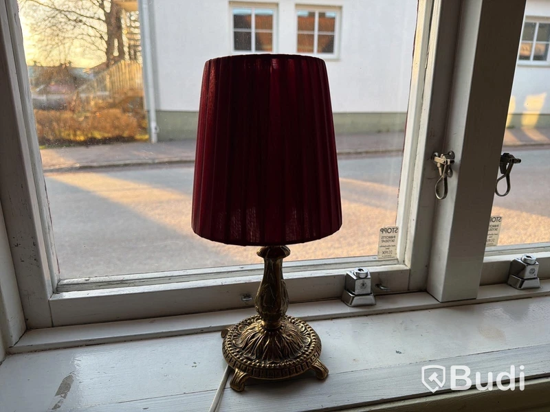 Div fönsterlampor