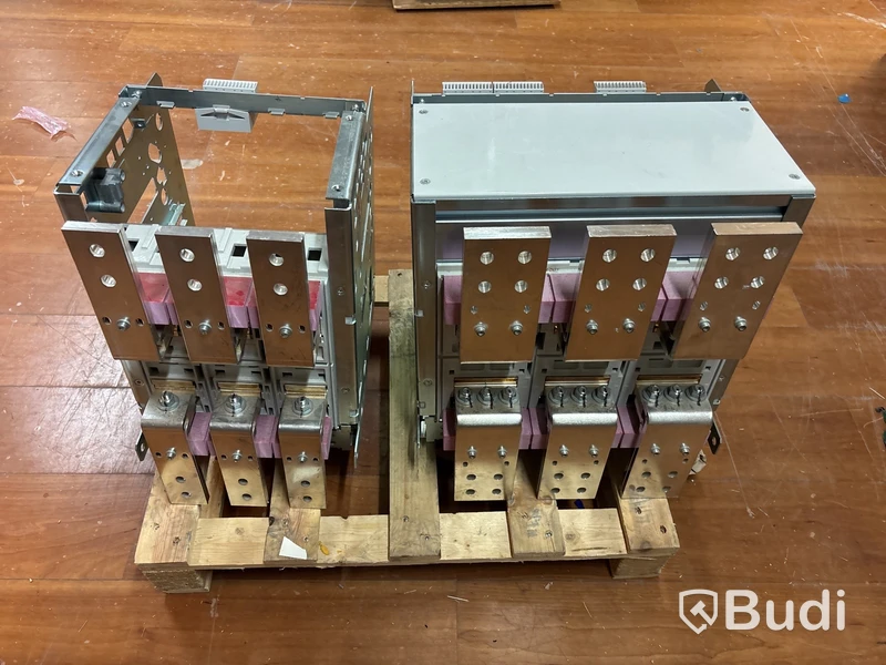 2 st chassi Siemens 3WL9211-2FB21-0BN1 & 3WL92124FB311BH1Z