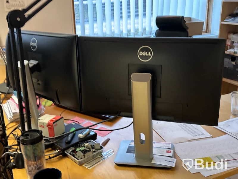 3 st monitorer Dell & Philips