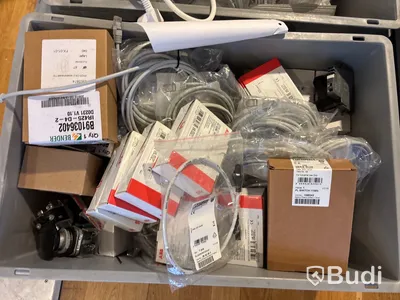 Installationsmaterial på kontoret