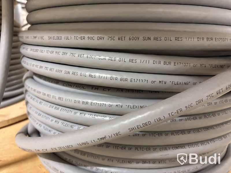 4 st rullar kabel