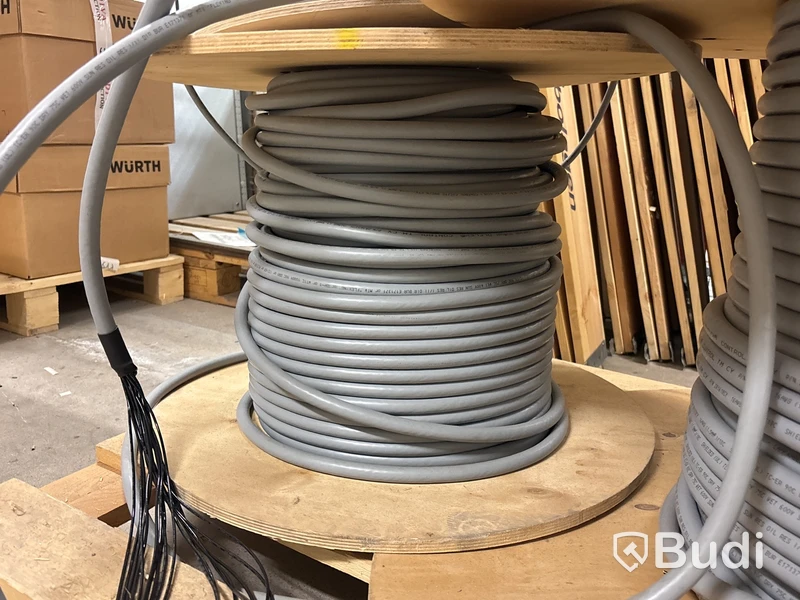4 st rullar kabel