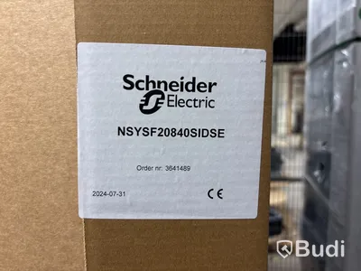 2 st nya golvskåp Schneider NSYSF20840SIDSE