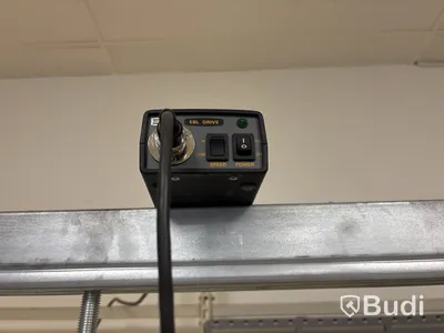 Plintstation med arbetsbord & pneumatisk skruvdragare