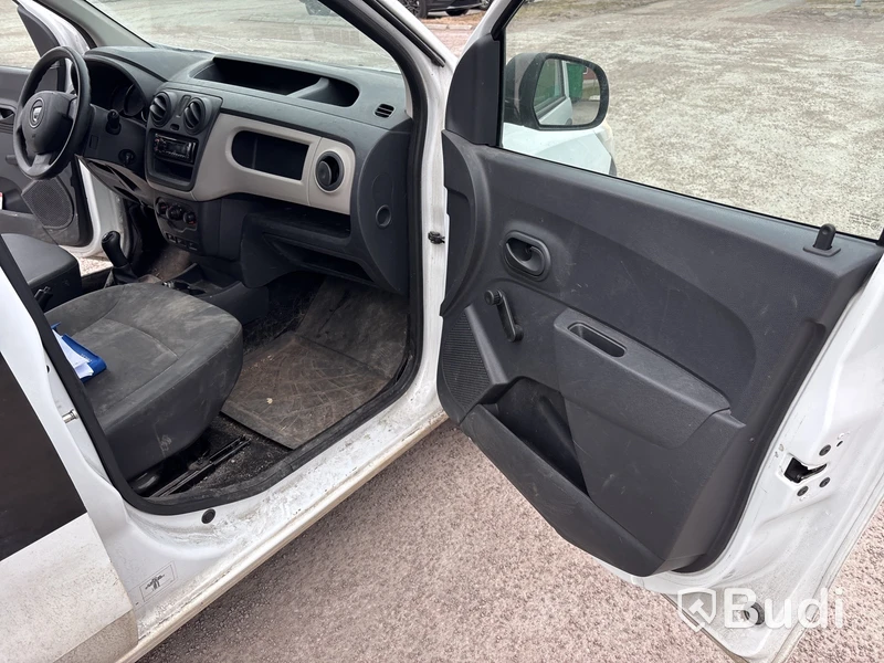 Dacia Dokker 1.6 MPI | 7787 mil | 2015
