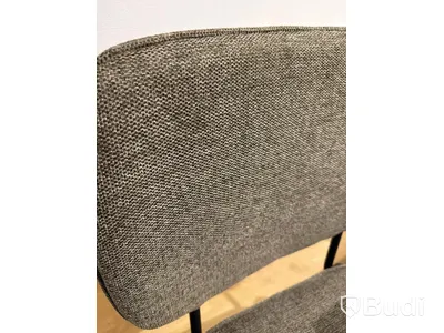 Bord  mörkt trä och 6 st stolar klädsel textil