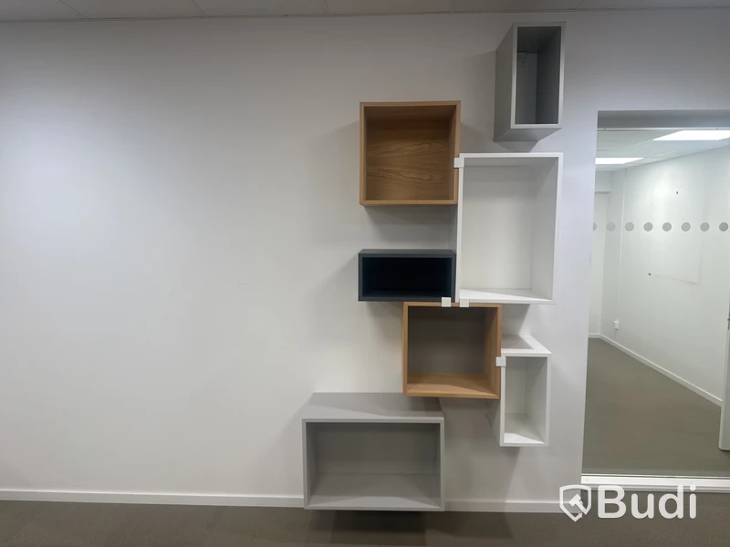 Bokhylla Muuto med fästen, 3 boxar