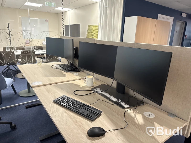 4 st. Dell skärmuppsättningar med dubbla skärmar bordsstativ, USB-C-hubb