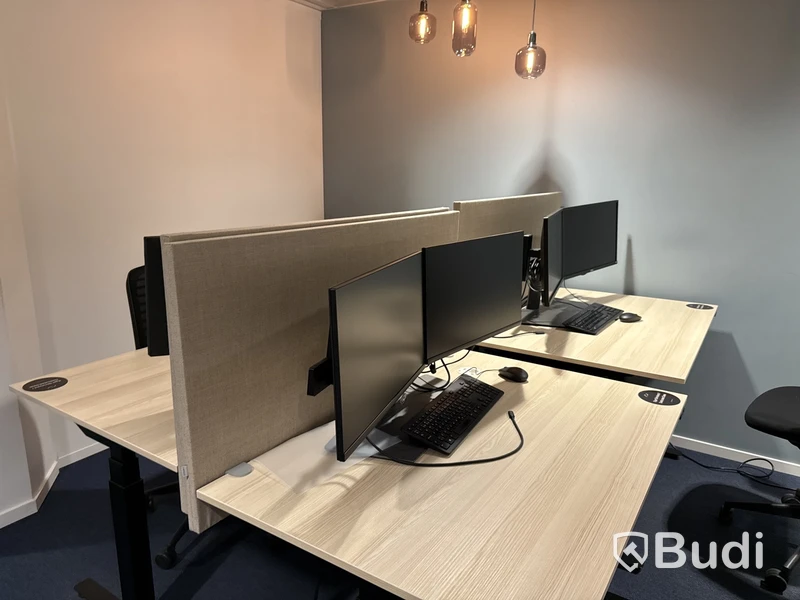 4 st. Dell skärmuppsättningar med dubbla skärmar bordsstativ, USB-C-hubb