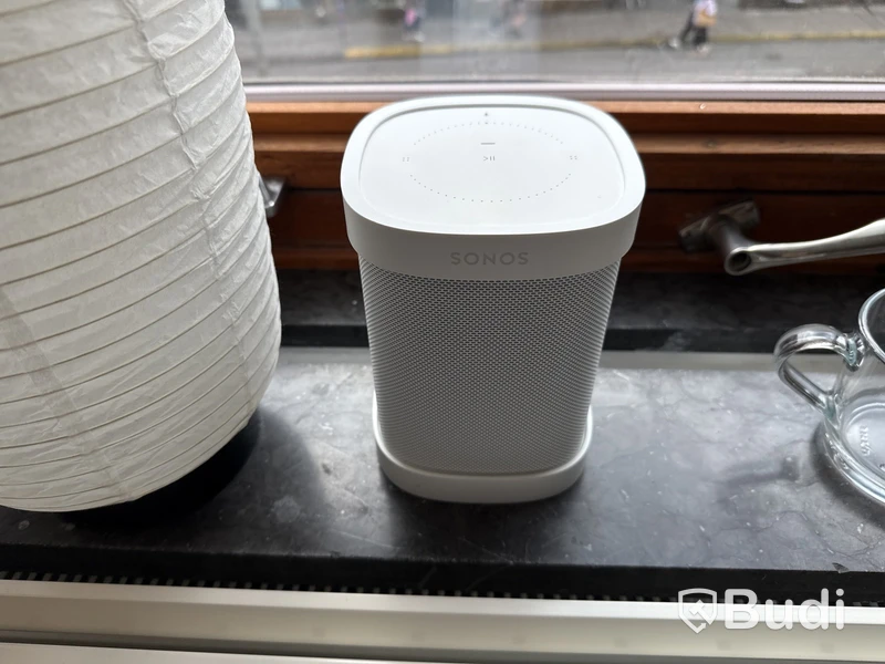 Sonos högtalare med väggfäste