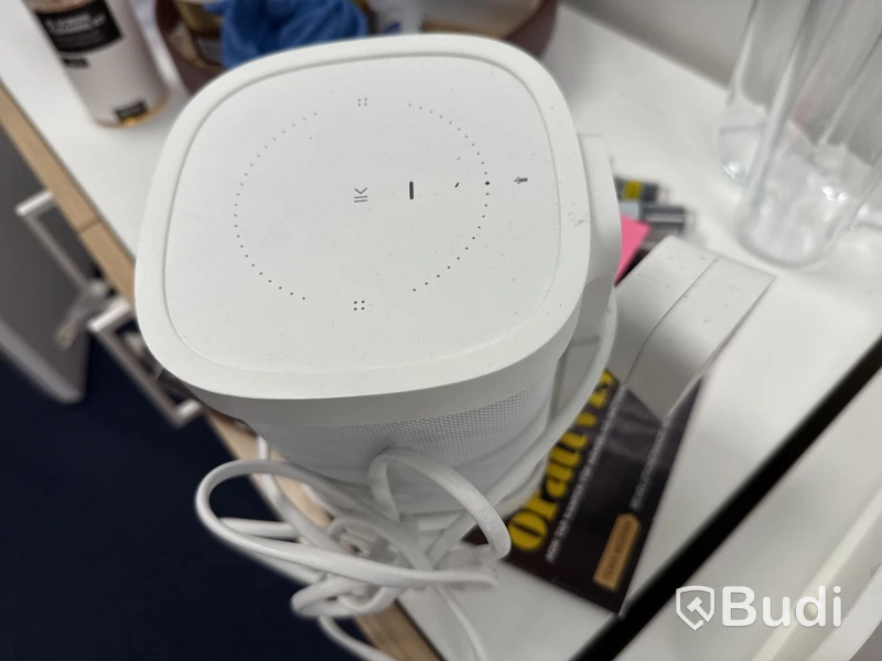 Sonos högtalare med väggfäste