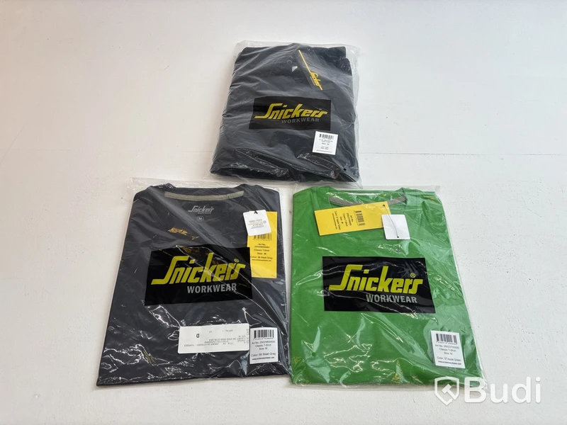2 st. T-shirts och 1 st. Hoodie Snickers, olika färger, stl. M