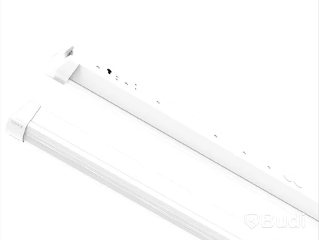 6 ST. INDUSTRIARMATUR DESIGNLIGHT, BASIC, 22-40W 3080-5600LM 3K