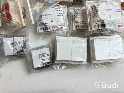 Diverse elprodukter, olika märken