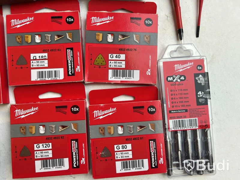 Diverse borr, slippapper och verktyg, Milwaukee